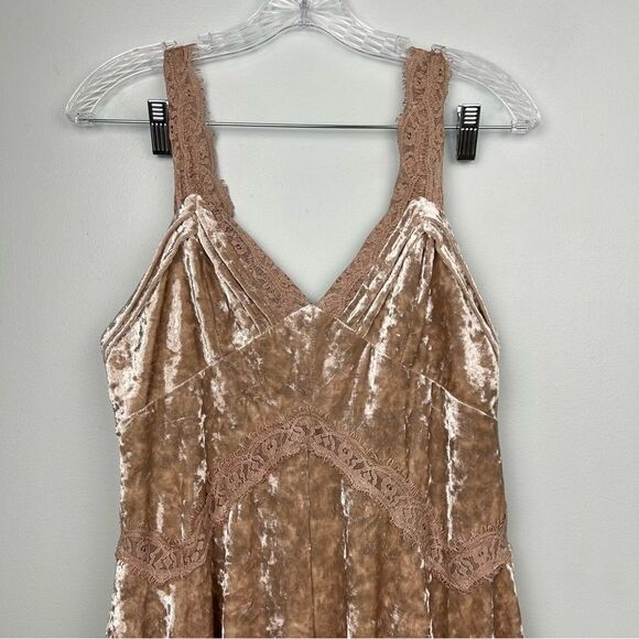 entro Crushed Velvet and Lace Mini Dress Tan Sleeveless Tank Skater Sz L 10/12 - Picture 10 of 14